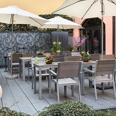 Hotel Lombardia Milánó Kültér fotó