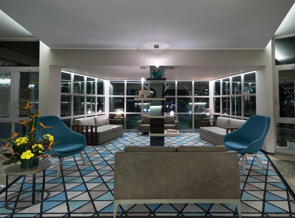 Hotel Lombardia Milánó Kültér fotó